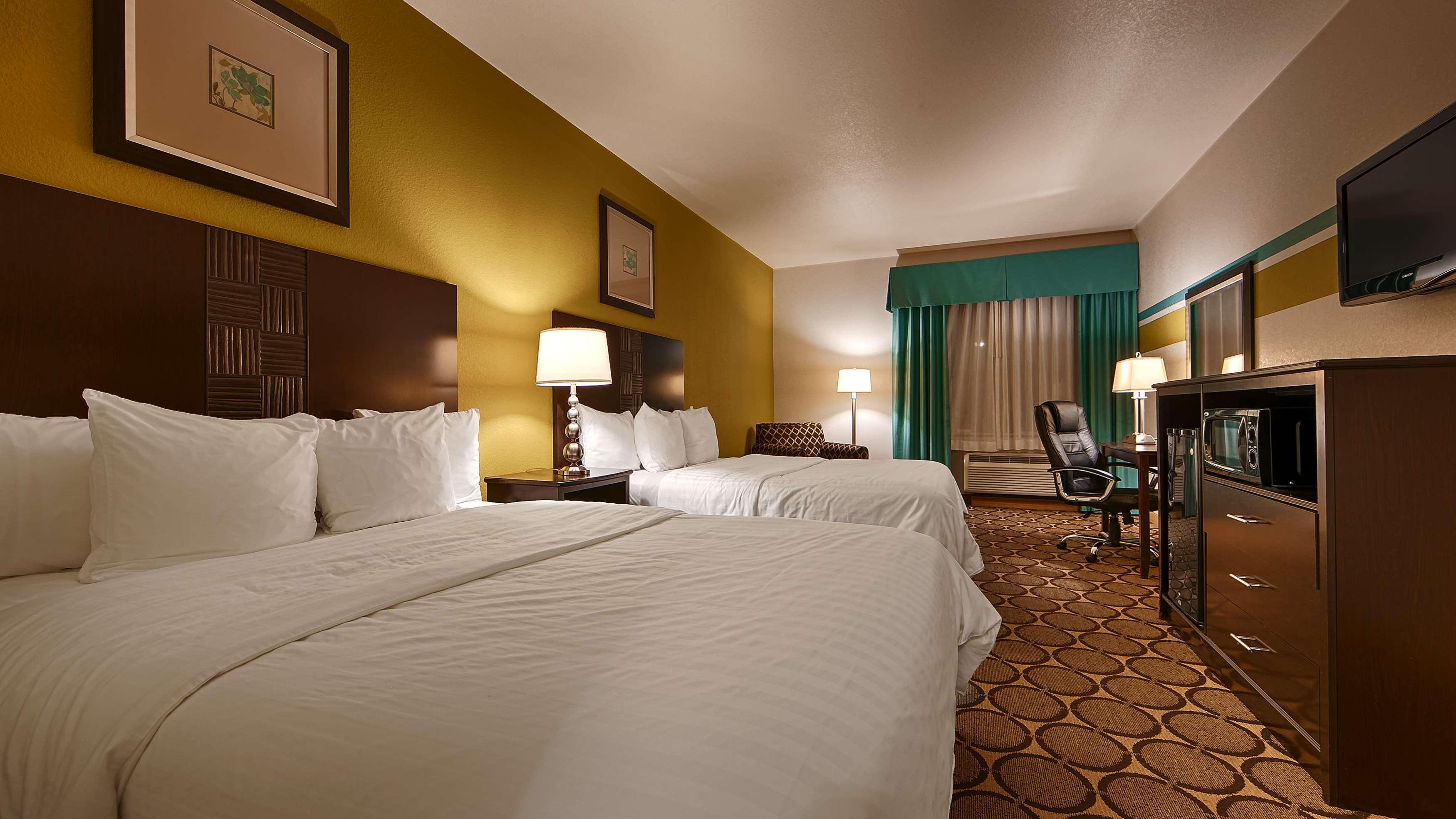 Best Western Douglas Inn & Suites Exterior photo